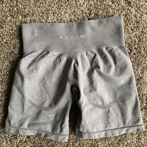 NVGTN contour seamless shorts